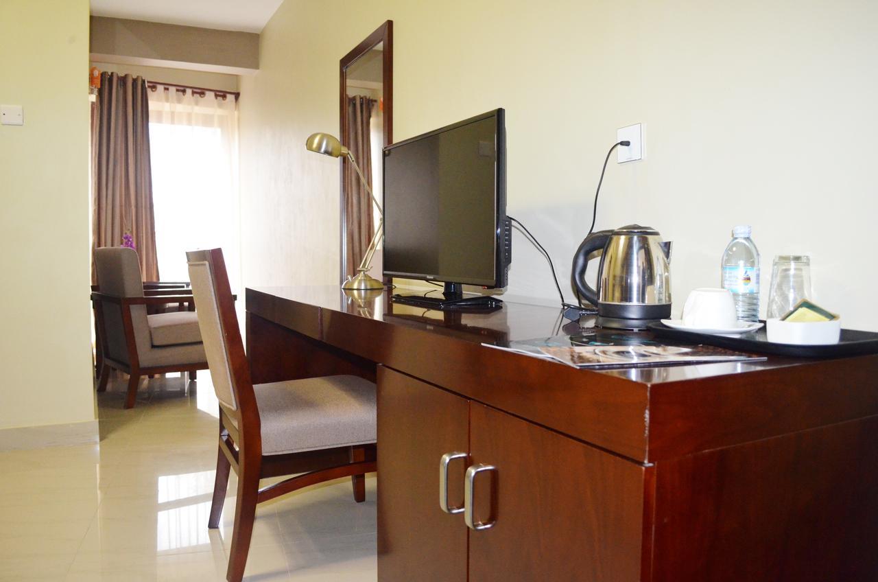 Hillside Plaza Hotel Кампала Екстериор снимка