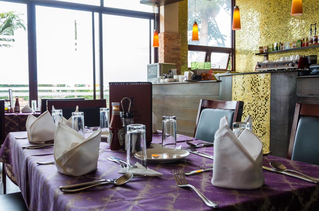 Hillside Plaza Hotel Кампала Екстериор снимка