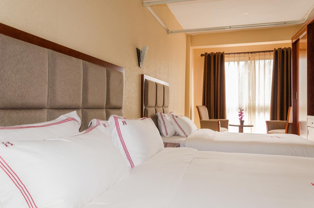 Hillside Plaza Hotel Кампала Екстериор снимка