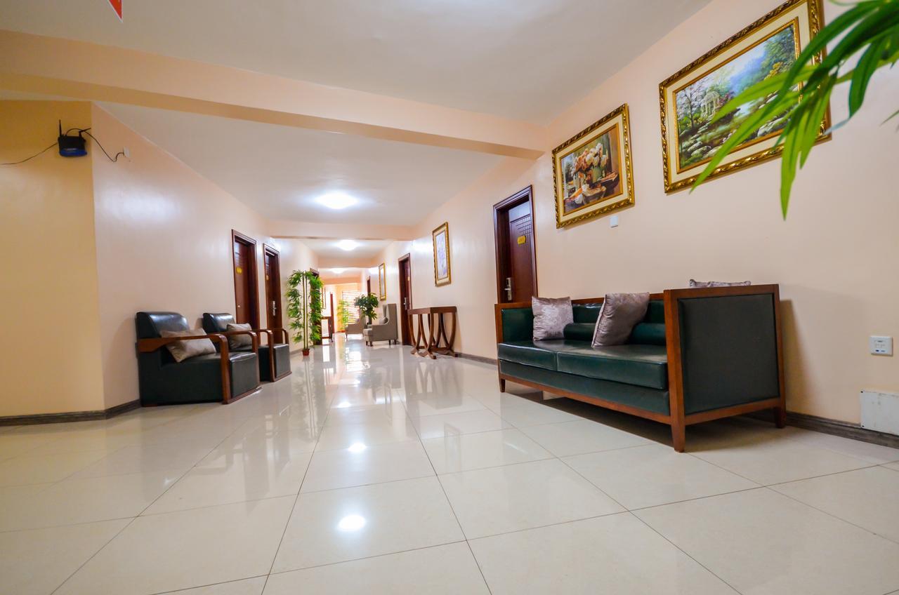 Hillside Plaza Hotel Кампала Екстериор снимка