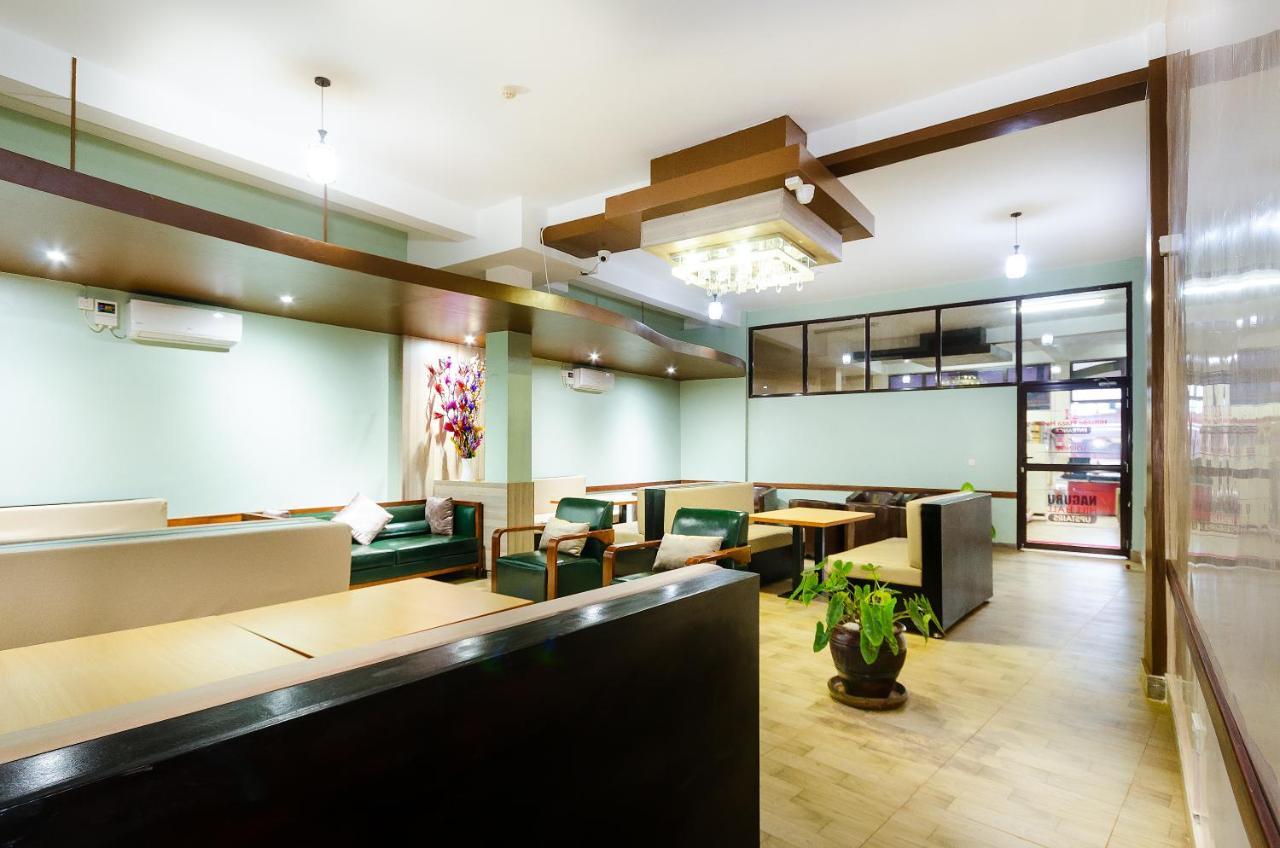 Hillside Plaza Hotel Кампала Екстериор снимка
